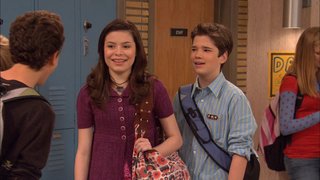 Watch iCarly Online - Stream Full Episodes