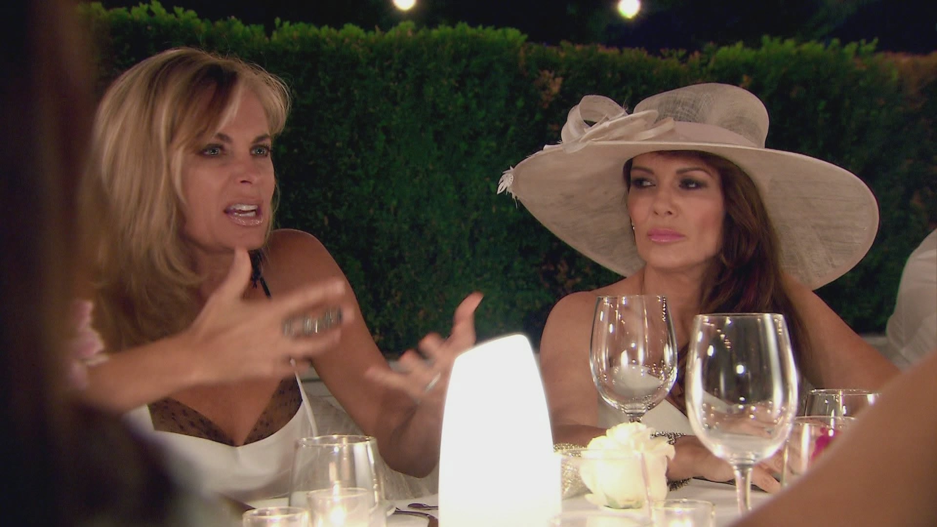 Real Housewives Of Beverly Hills Season 6 Streaming Watch The Real Housewives of Beverly Hills Season 6 Episode 7 Online