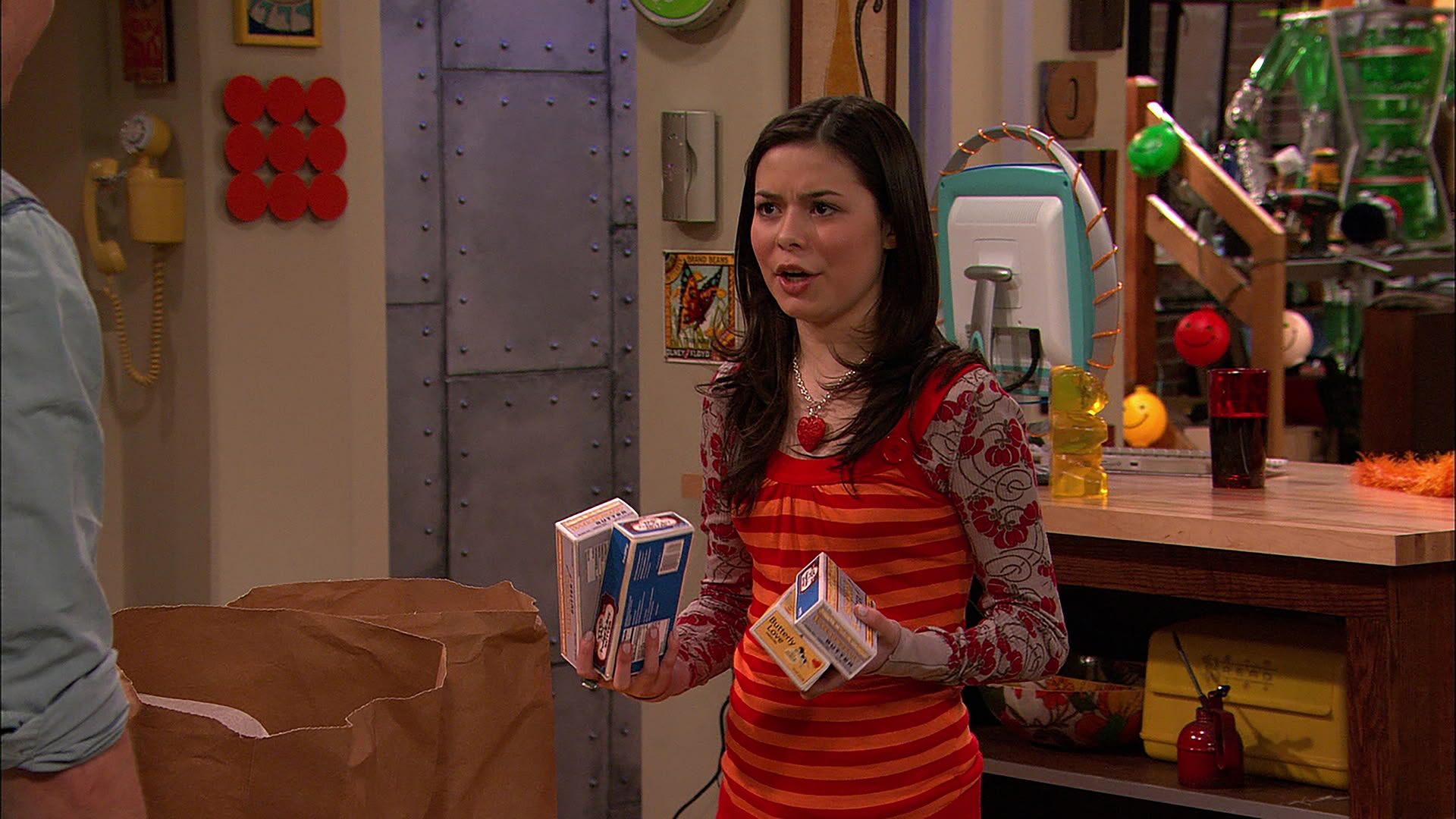 Watch iCarly Season 1 Episode 4 Online - Stream Full Episodes