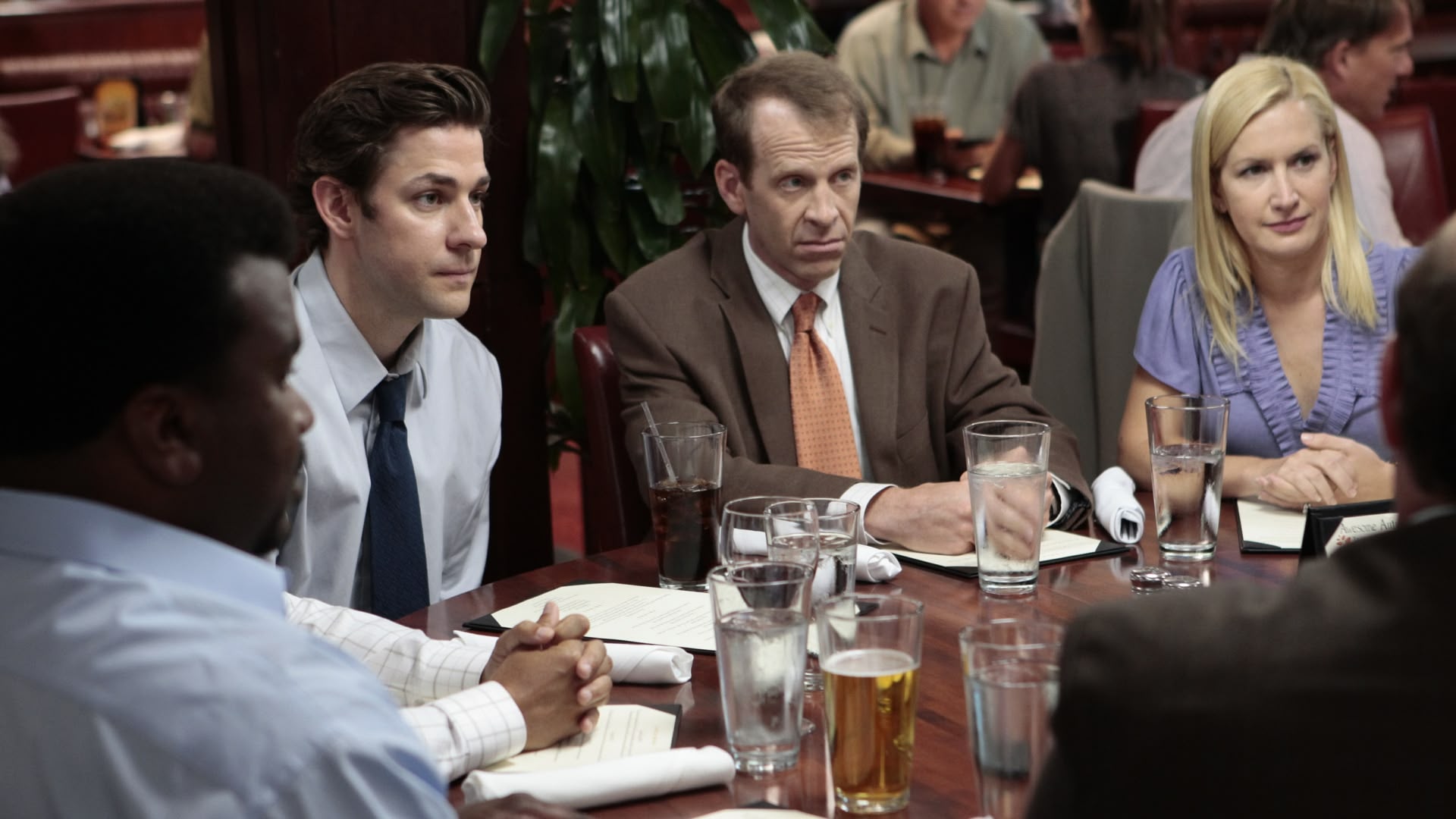 the office season 8 episode 1